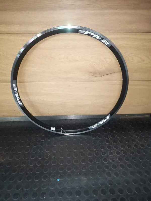 Giant Rim Pa-2 Front 16H