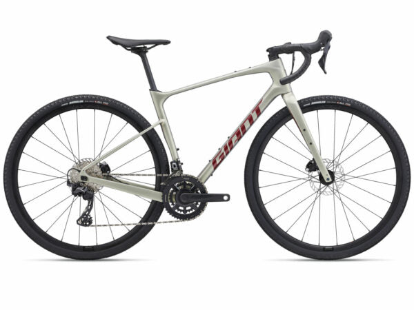 Giant 2024 Revolt Advanced 2
