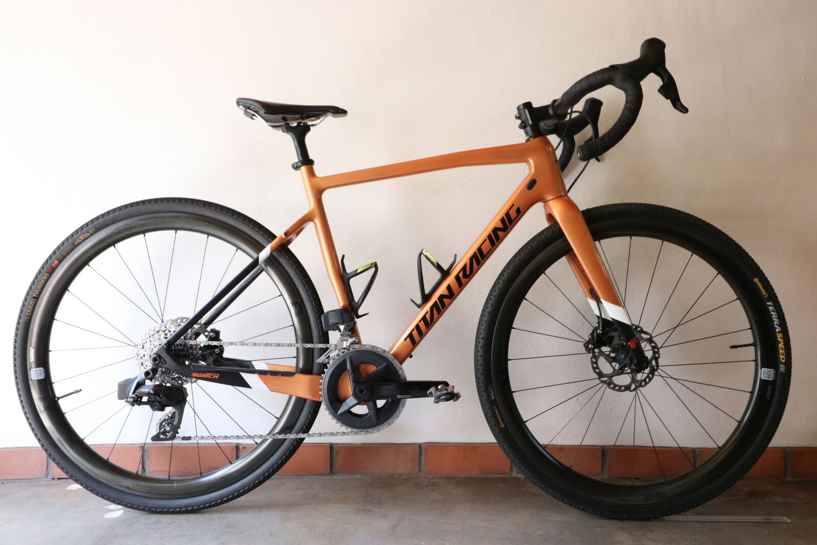 Titan Racing Switch Carbon Empire (Everit) | Buy Gravel Bicycles Online ...